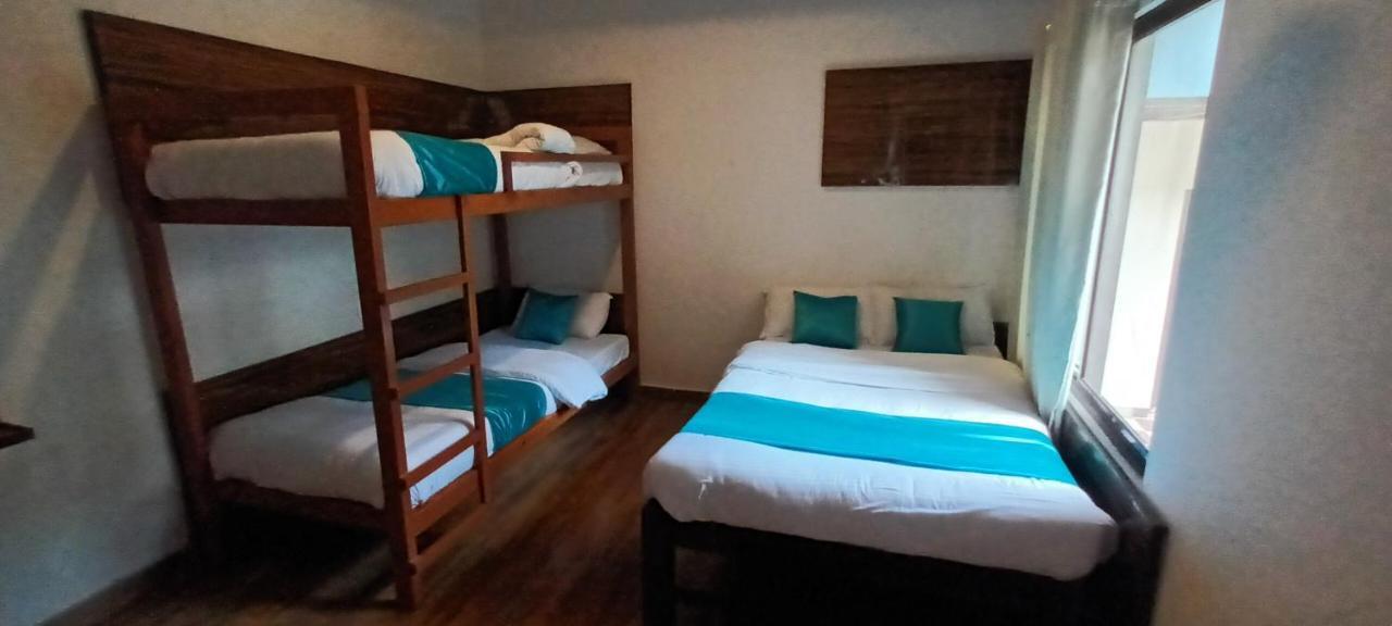 Hotel Dolly Pokhara Esterno foto